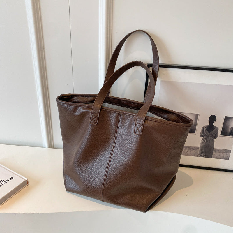 High-end Commuting Retro Bag