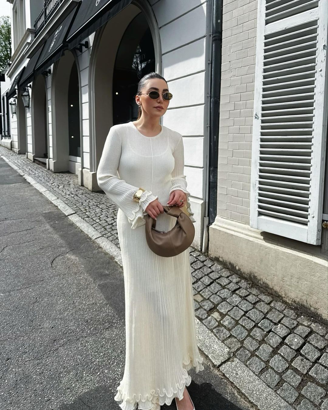 Color Round Neck Slim Fit Dress
