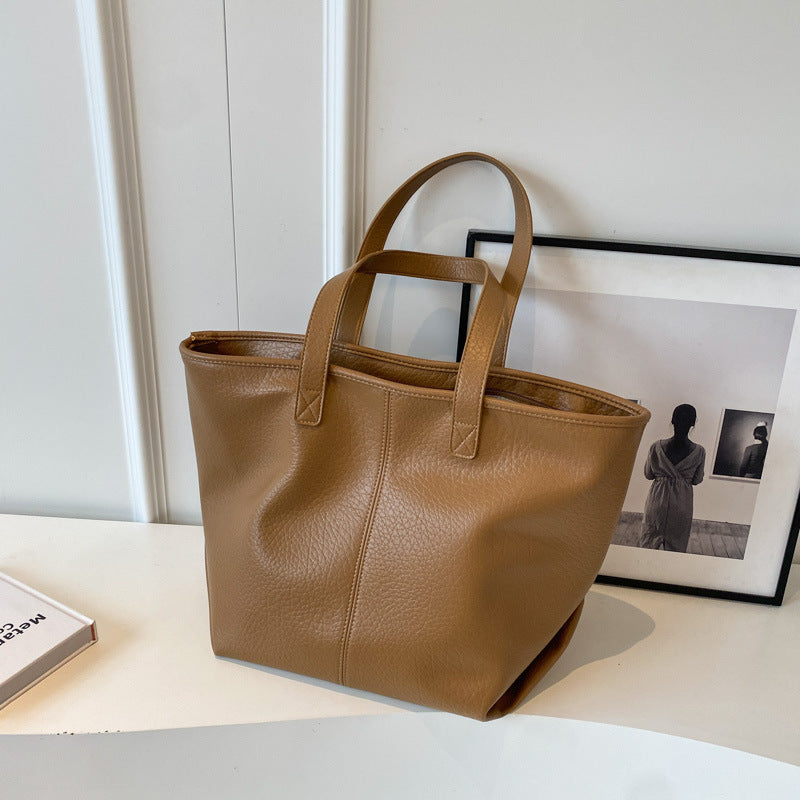 High-end Commuting Retro Bag