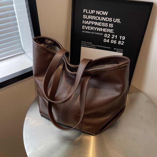 High-end Commuting Retro Bag